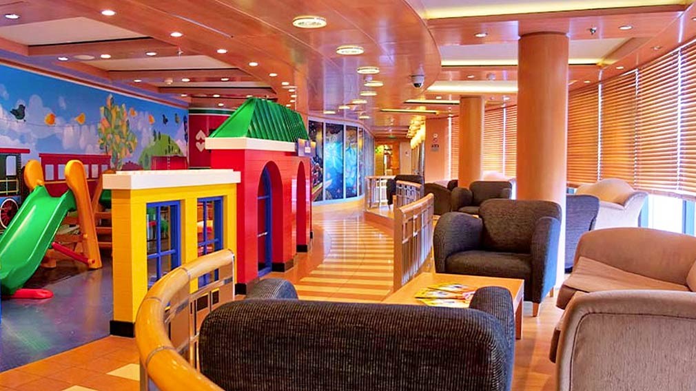 cruise-ausonia-grimaldi-lines-16