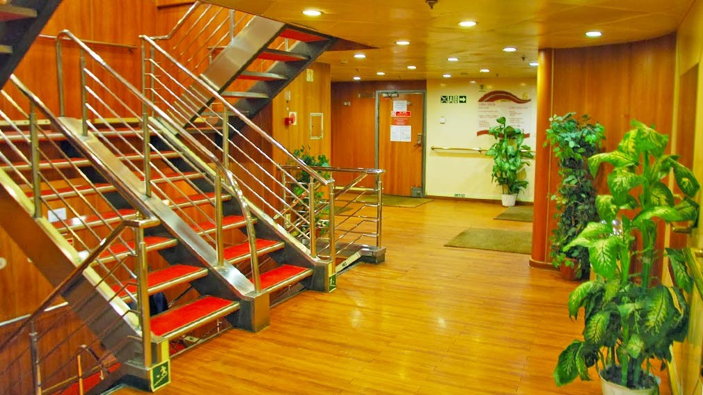 zeus-palace-grimaldi-lines-05