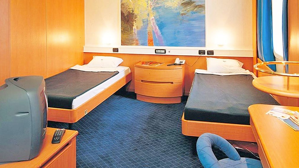 festos-palace-minoan-lines-01